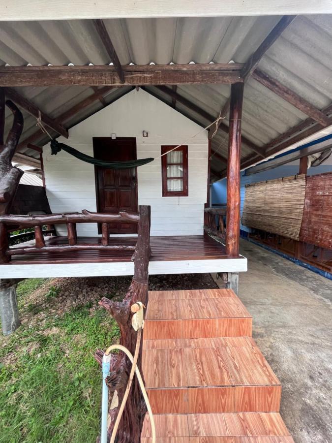 Pyramid Bungalow Ban Laem Sai Exterior photo